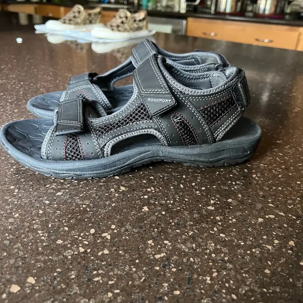 ROCKPORT Men's Hayes Flat Sandals 3 Adjustable Straps Size 8